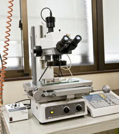 ニコン製　工具顕微鏡写真